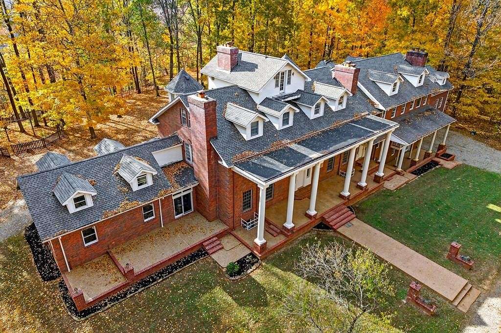 40 Acres of Recreational Land with Home for Sale in Cookeville, Tennessee