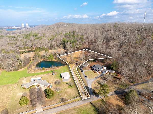 1.59 Acres of Residential Land for Sale in Harrison, Tennessee