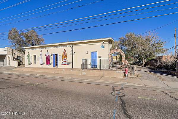 0.18 Acres of Mixed-Use Land for Sale in Las Cruces, New Mexico