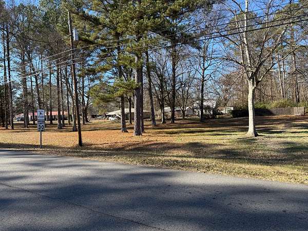 1 Acre of Residential Land for Auction in Attalla, Alabama