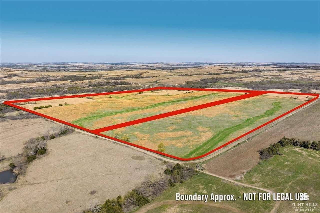117 Acres of Recreational Land for Sale in Belvue, Kansas