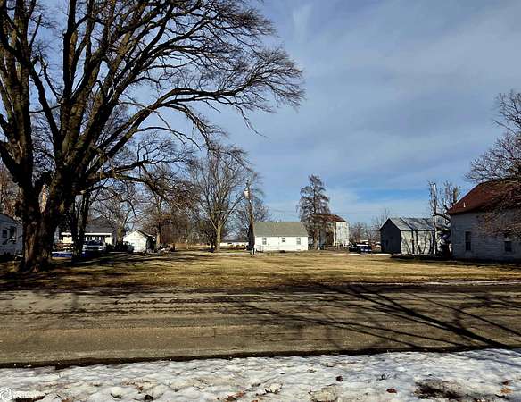 0.32 Acres of Land for Sale in Winfield, Iowa