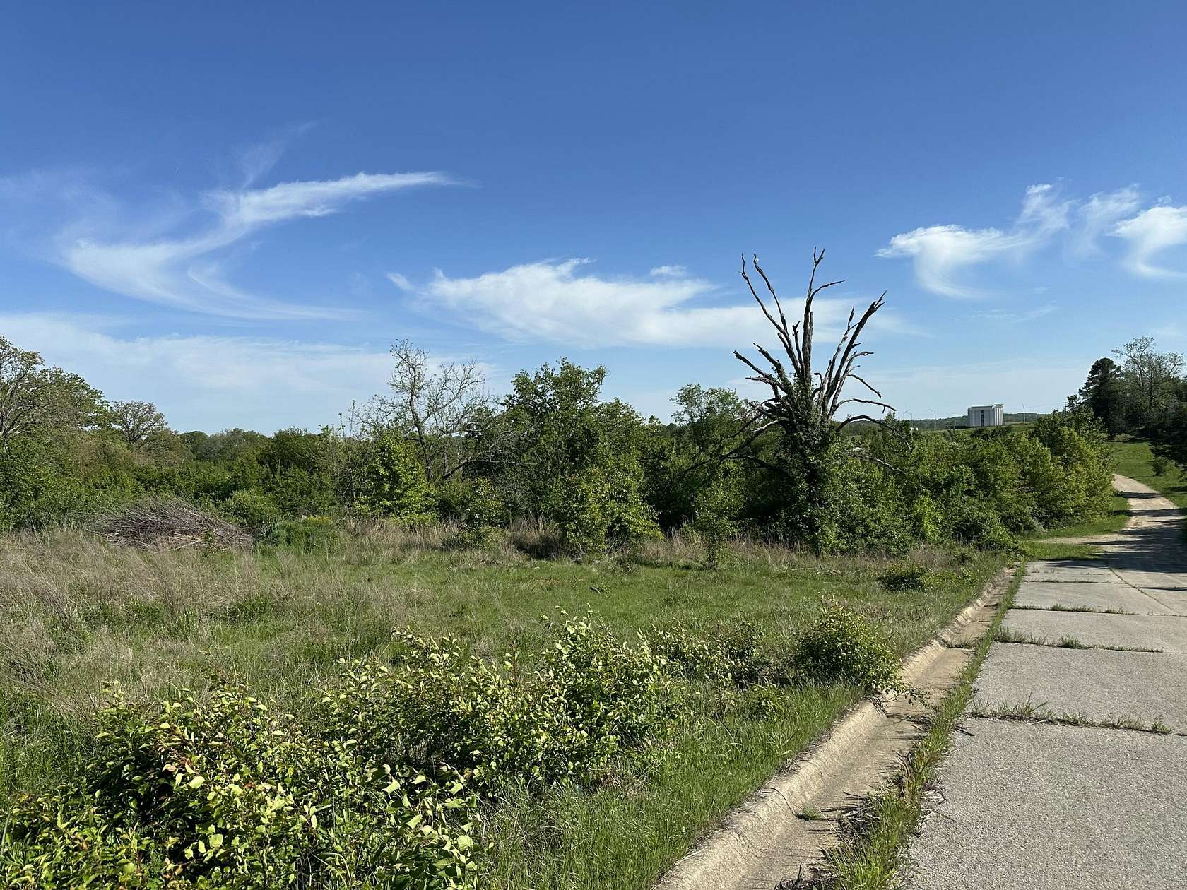 2.1 Acres of Commercial Land for Sale in West Plains, Missouri
