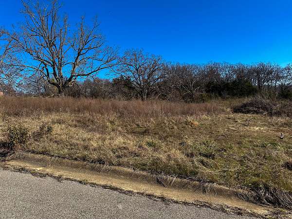 2.1 Acres of Commercial Land for Sale in West Plains, Missouri