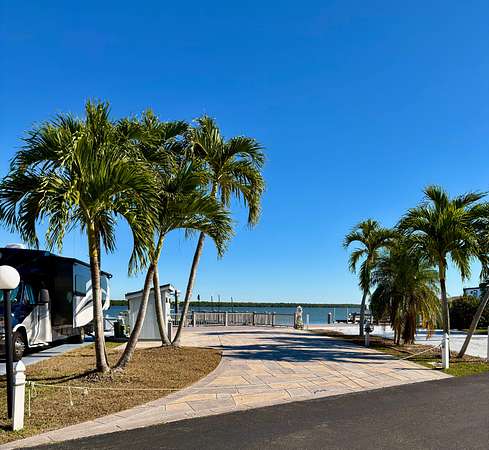 Land for Sale in Chokoloskee, Florida