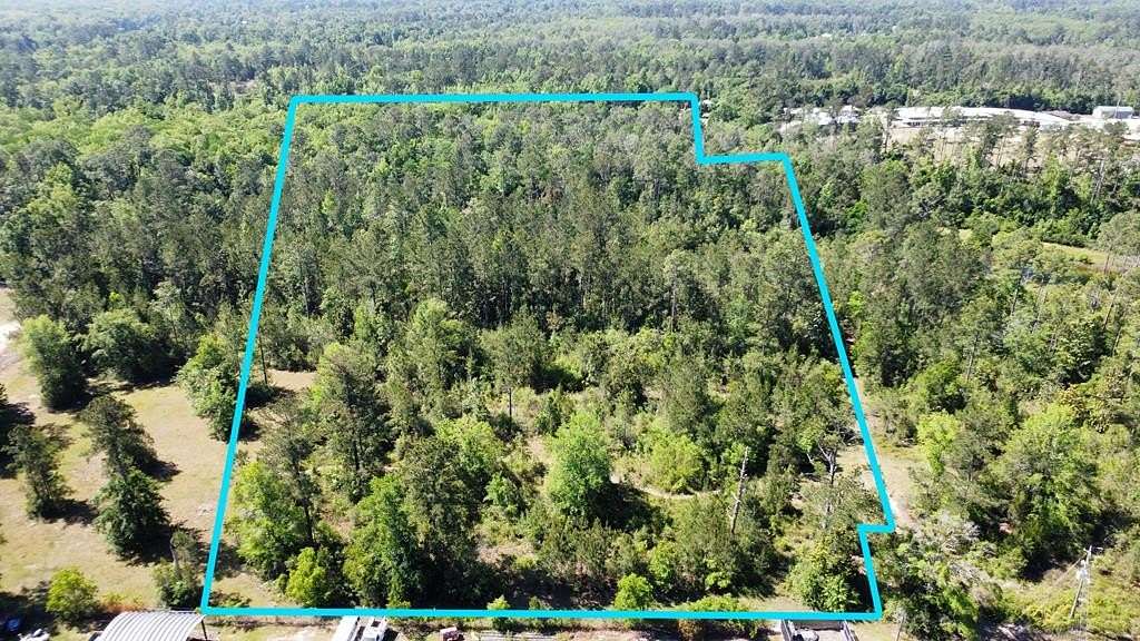 13.6 Acres of Land for Sale in Wewahitchka, Florida