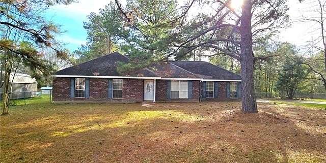 1.66 Acres of Residential Land with Home for Sale in Hammond, Louisiana