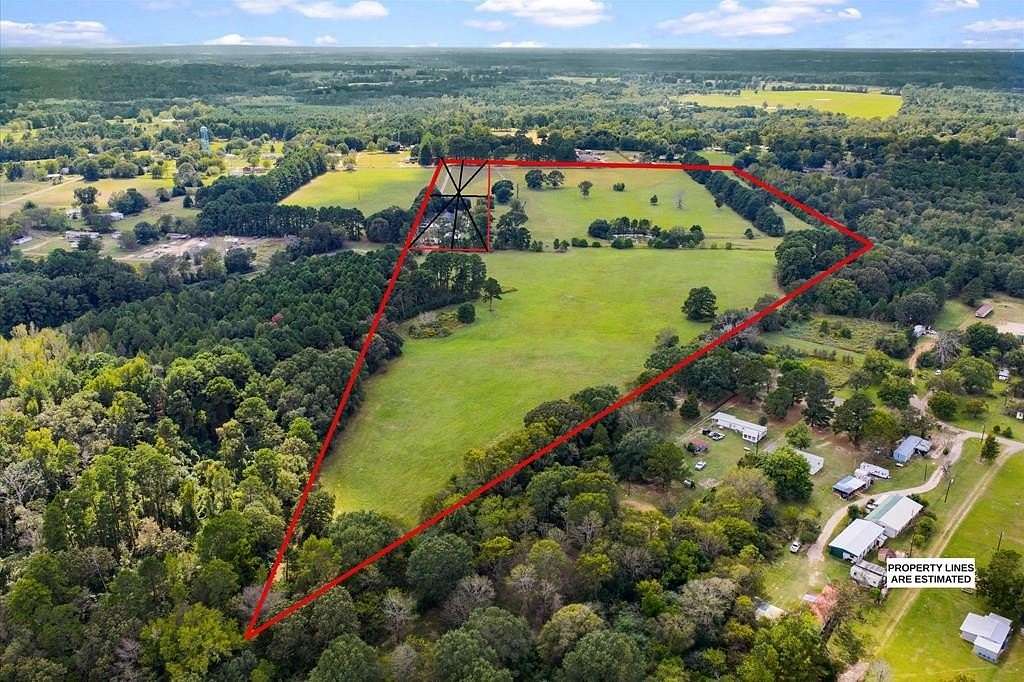 40.4 Acres of Agricultural Land for Sale in Henderson, Texas