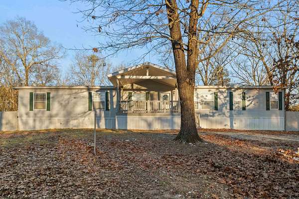 3 Acres of Land with Home for Sale in Hot Springs, Arkansas