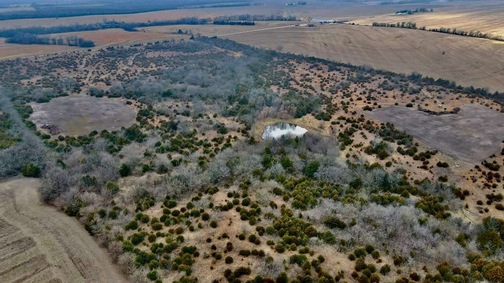 80 Acres of Land for Sale in Meriden, Kansas
