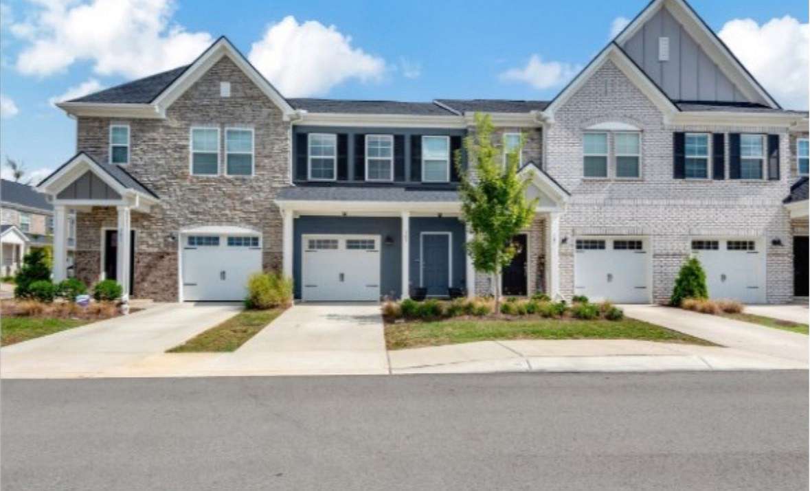 9.19 Acres of Residential Land with Home for Sale in Lebanon, Tennessee