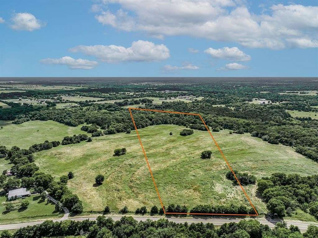 21.7 Acres of Land for Sale in Celeste, Texas