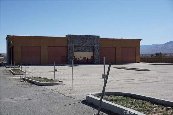 11 Acres of Improved Mixed-Use Land for Sale in Apple Valley, California