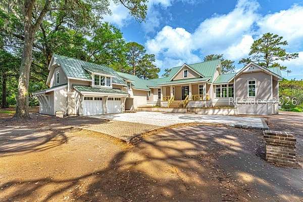 2 Acres of Land with Home for Sale in Hilton Head Island, South Carolina