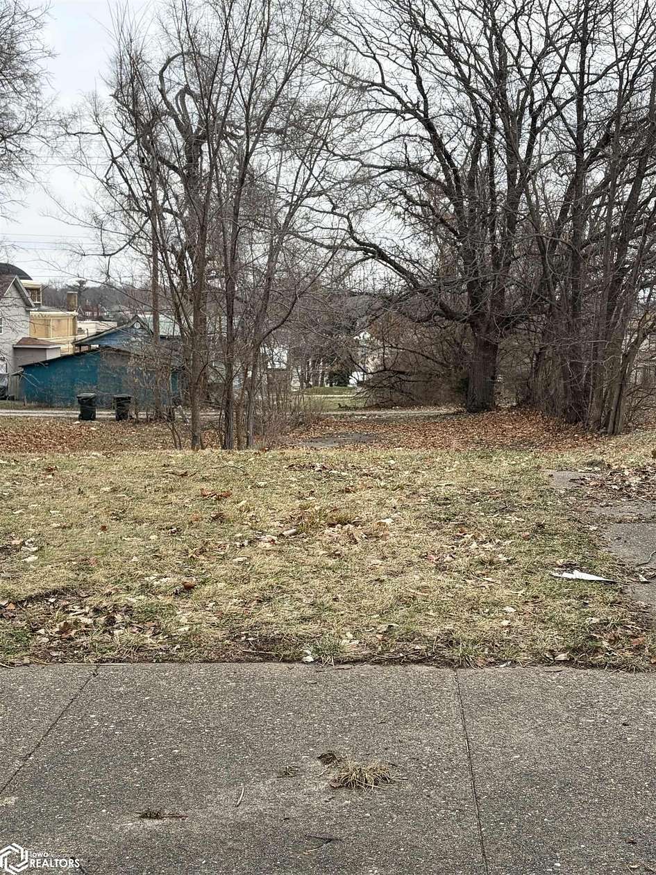 0.1 Acres of Land for Sale in Keokuk, Iowa