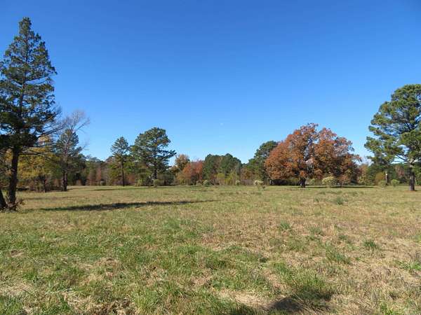 32 Acres of Land for Sale in Arkadelphia, Arkansas