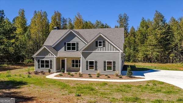 5 Acres of Residential Land with Home for Sale in Thomaston, Georgia