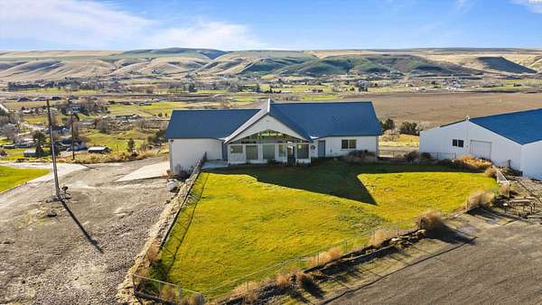 2.79 Acres of Land with Home for Sale in Benton City, Washington