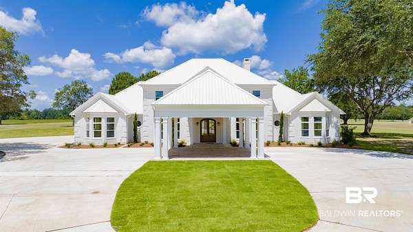 42 Acres of Recreational Land with Home for Sale in Robertsdale, Alabama
