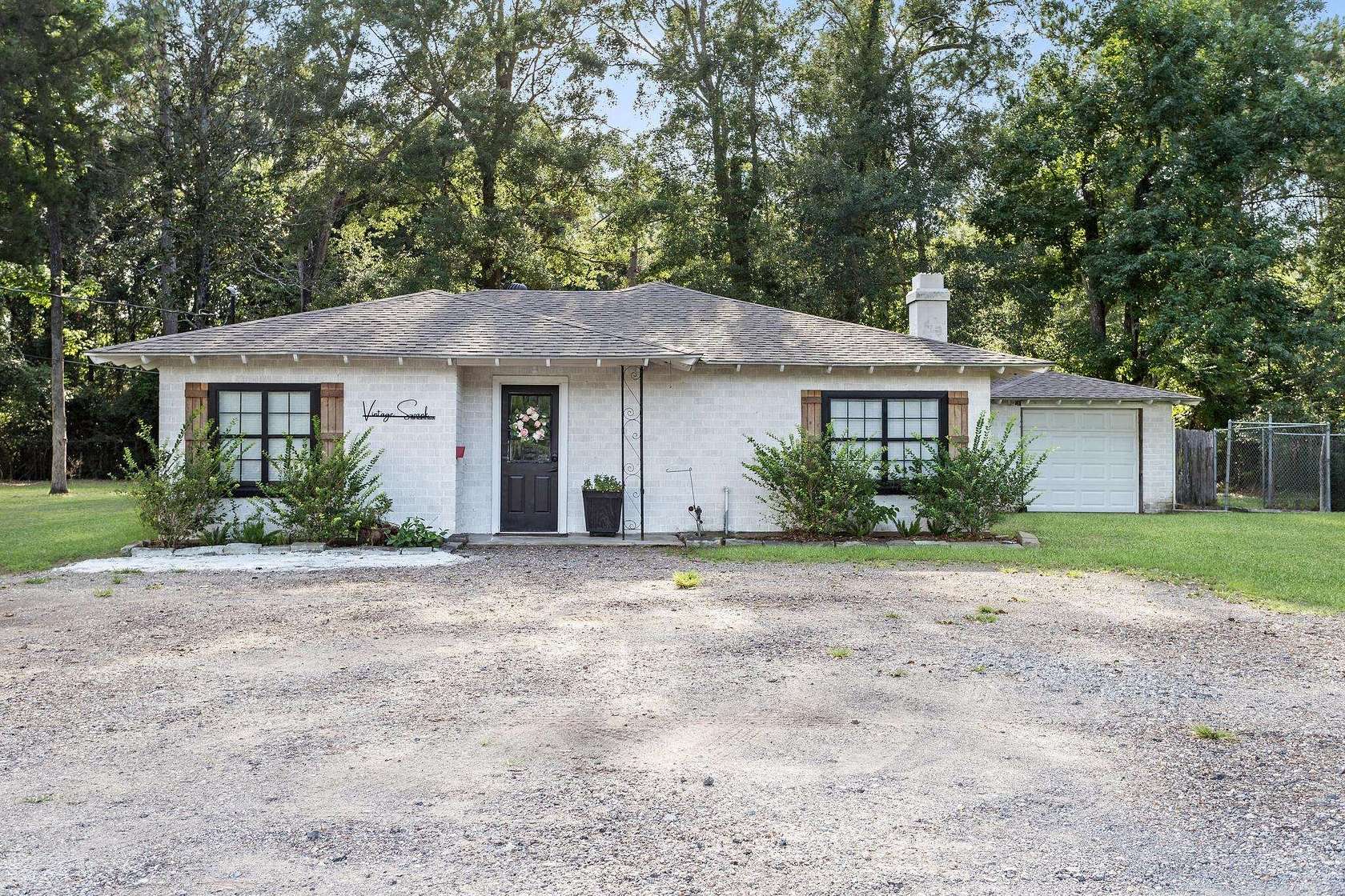 11.9 Acres of Commercial Land for Sale in Lumberton, Texas