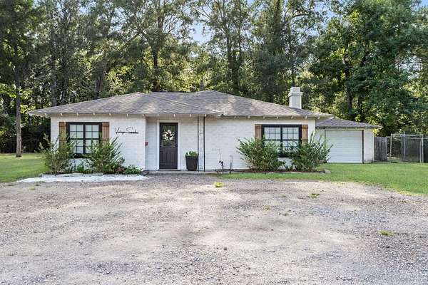 11.9 Acres of Commercial Land for Sale in Lumberton, Texas