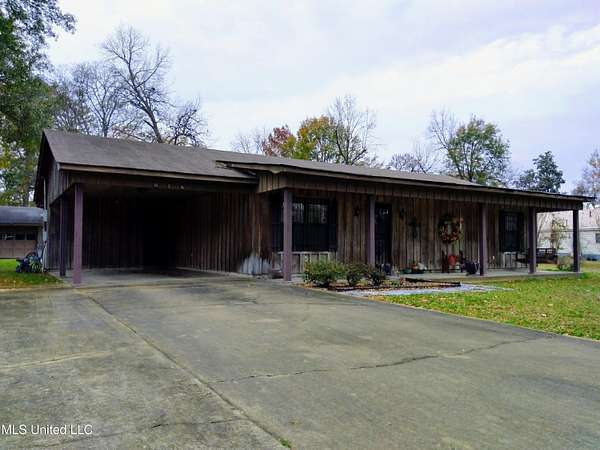 2 Acres of Residential Land with Home for Sale in Isola, Mississippi