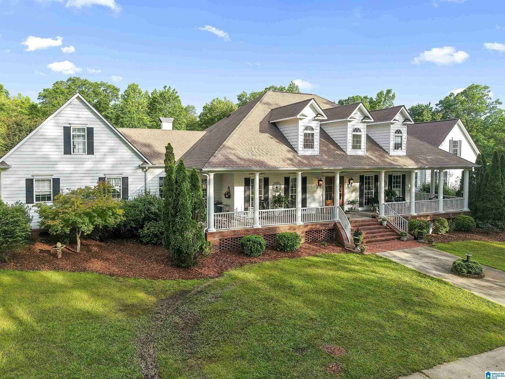 20.4 Acres of Recreational Land with Home for Sale in Chelsea, Alabama