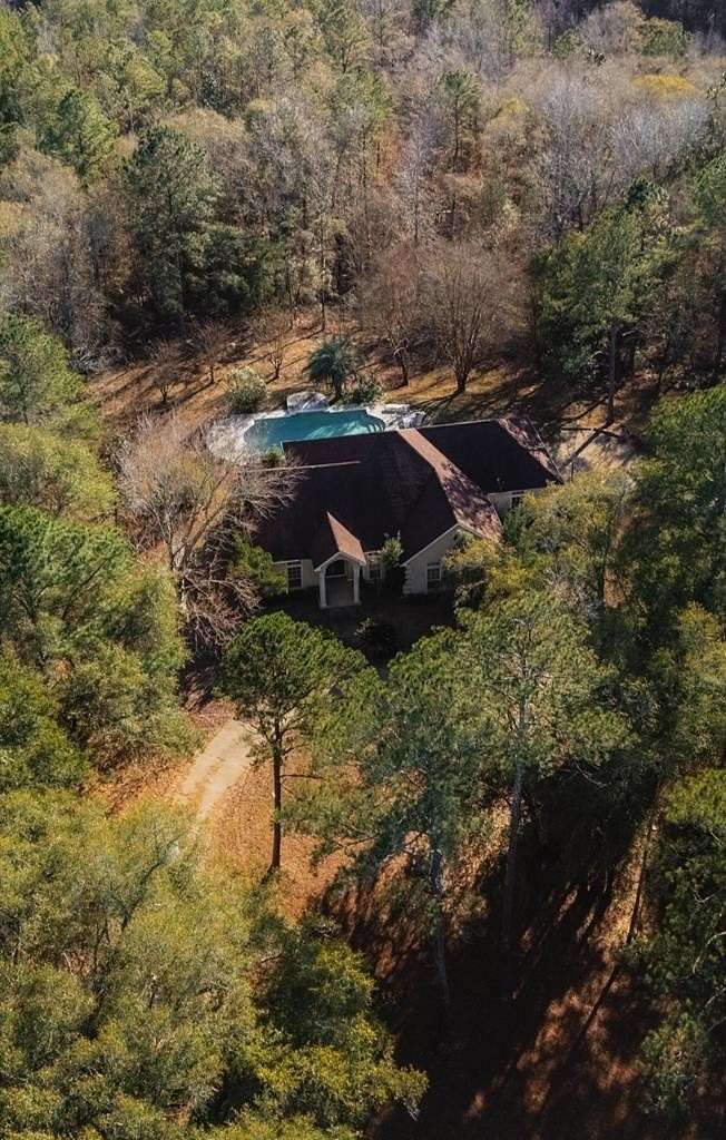 19 Acres of Recreational Land with Home for Sale in Fort Gaines, Georgia