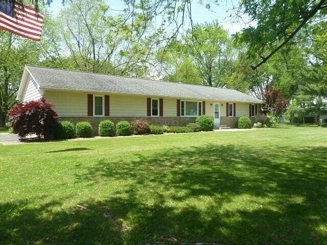 4 Acres of Residential Land with Home for Sale in Ashville, Ohio