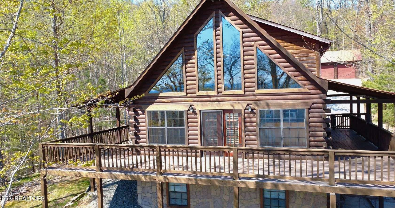 3.35 Acres of Land with Home for Sale in New Tazewell, Tennessee