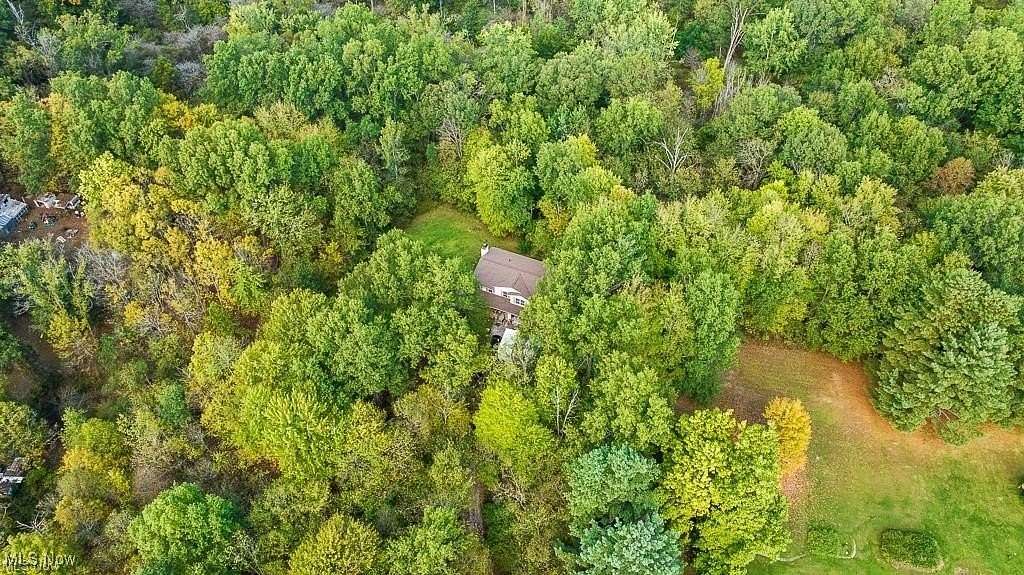 18.8 Acres of Recreational Land with Home for Sale in Alliance, Ohio