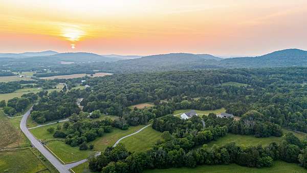 305 Acres of Recreational Land & Farm for Sale in Milton, Tennessee