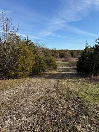 38.5 Acres of Land for Sale in Lawrenceburg, Kentucky