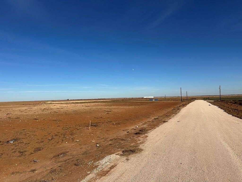 10.2 Acres of Land for Sale in Seminole, Texas