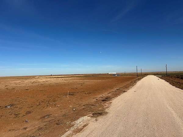 10.2 Acres of Land for Sale in Seminole, Texas