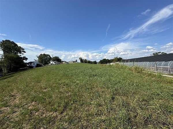 2.79 Acres of Residential Land for Sale in Edmonton, Kentucky