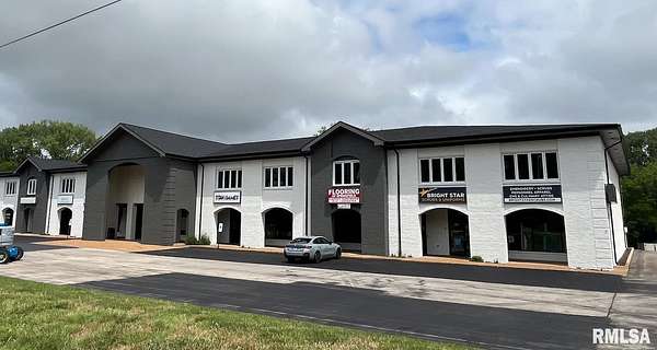 2.26 Acres of Commercial Land for Lease in Springfield, Illinois