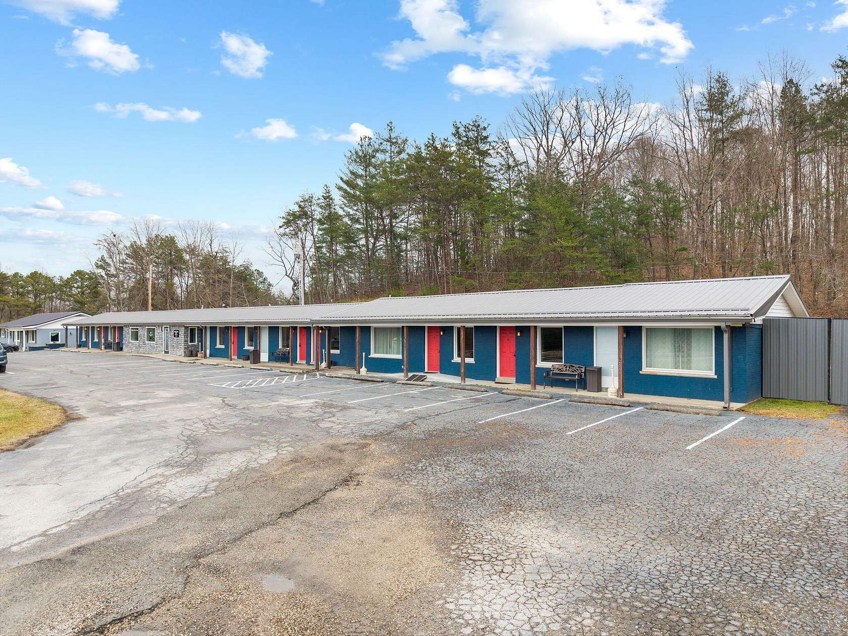 1.79 Acres of Improved Commercial Land for Sale in Beattyville, Kentucky