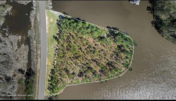 0.5 Acres of Land for Sale in Lumberton, Mississippi