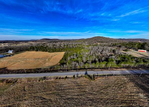 5 Acres of Residential Land for Sale in Readyville, Tennessee