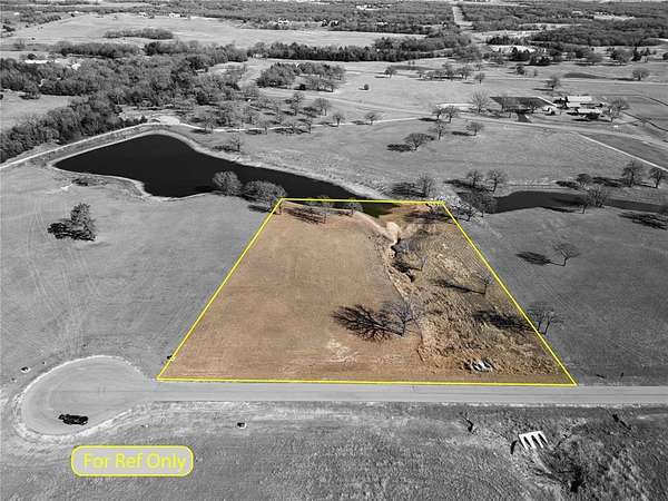 3 Acres of Land for Sale in Bowie, Texas