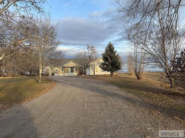 2.61 Acres of Residential Land with Home for Sale in Menan, Idaho