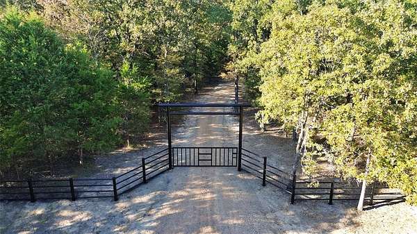 17.1 Acres of Land for Sale in Yantis, Texas