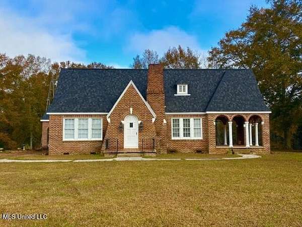 10.6 Acres of Land with Home for Sale in Tylertown, Mississippi