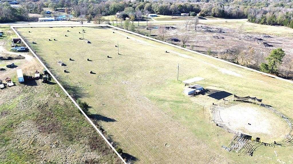25.1 Acres of Agricultural Land for Sale in Pittsburg, Texas