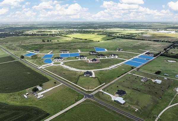 6.5 Acres of Residential Land for Sale in Lorena, Texas