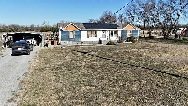 3 Acres of Residential Land with Home for Sale in Trenton, Texas