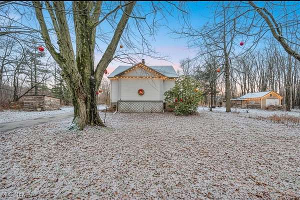 10.5 Acres of Land with Home for Sale in Geneva, Ohio