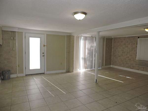 3 Acres of Improved Residential Land for Lease in Pensacola, Florida