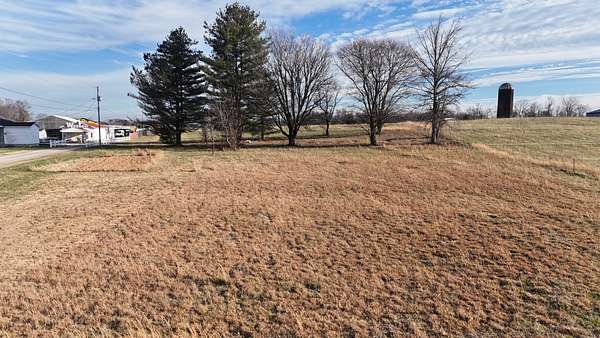 1.77 Acres of Residential Land for Sale in Lafayette, Tennessee